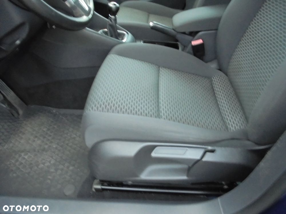 Volkswagen Golf 1.6 TDI DPF Comfortline - 39