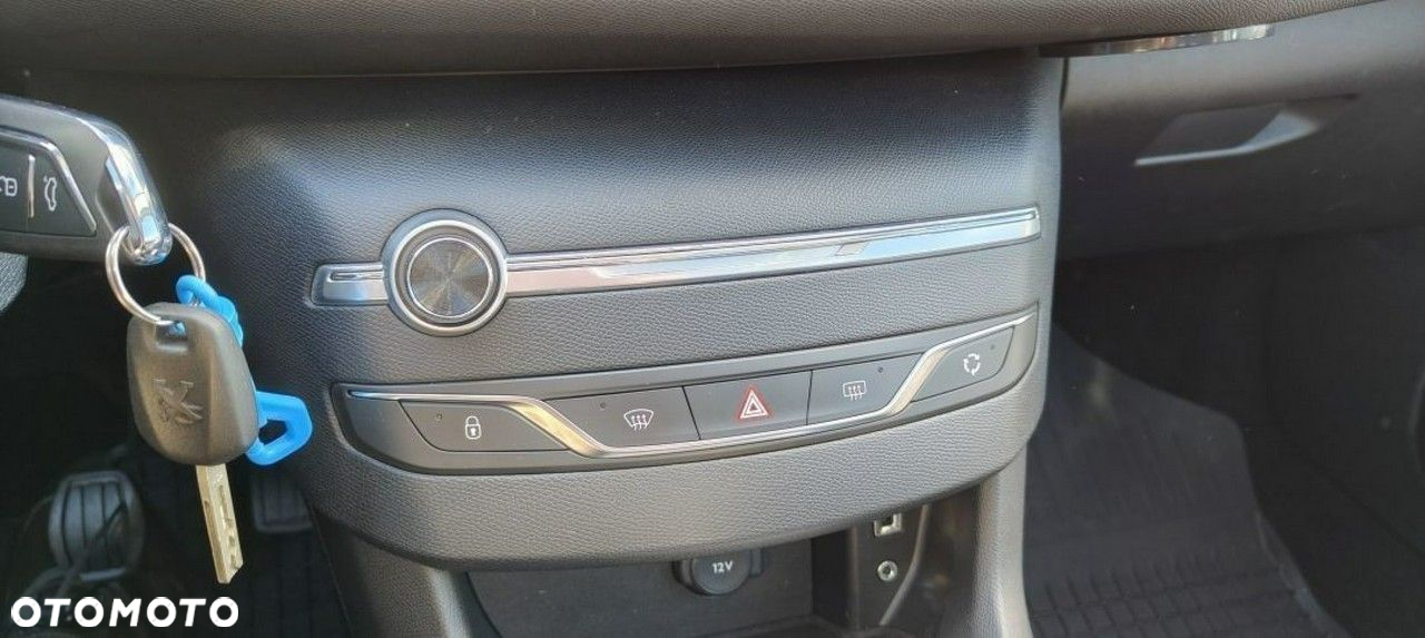 Peugeot 308 - 26