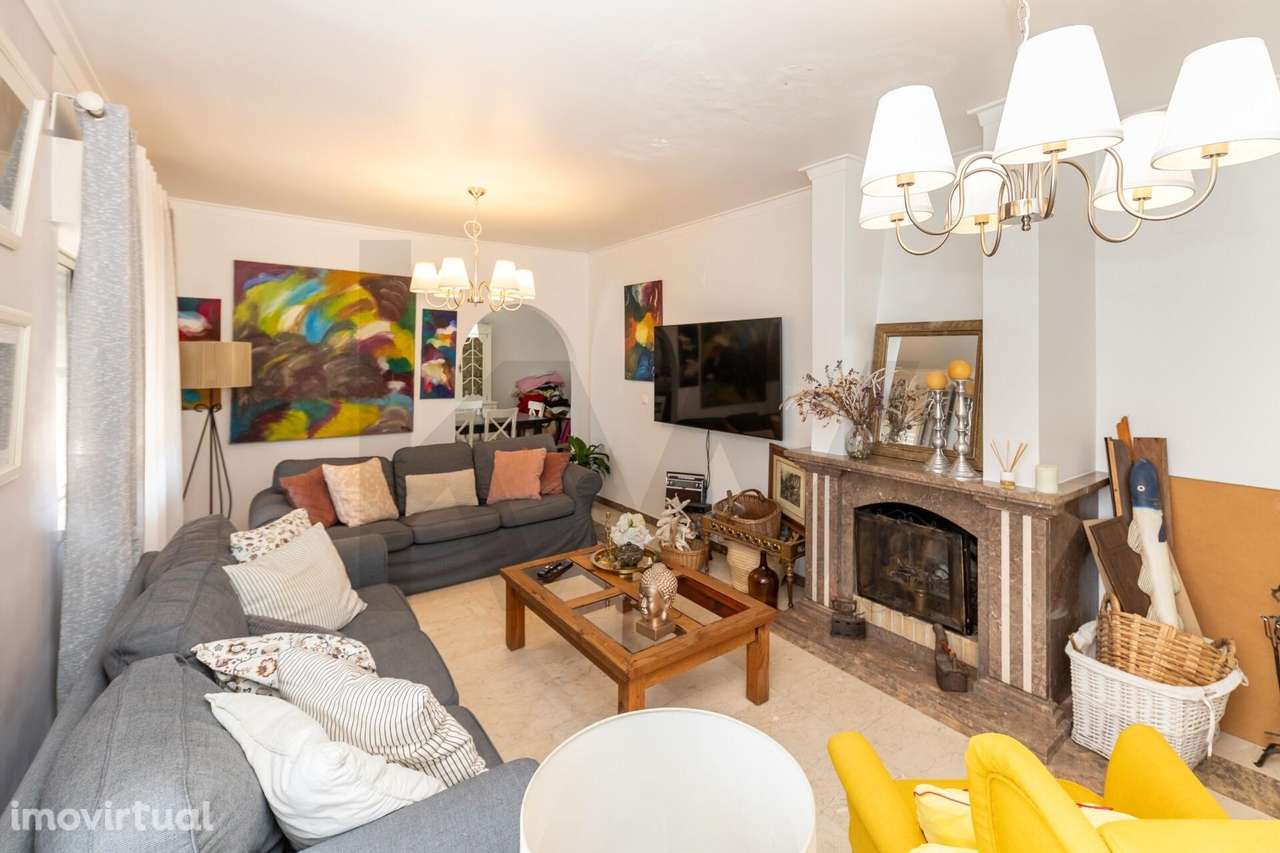 Apartamento T4 Duplex na Amora - Grande imagem: 4/43