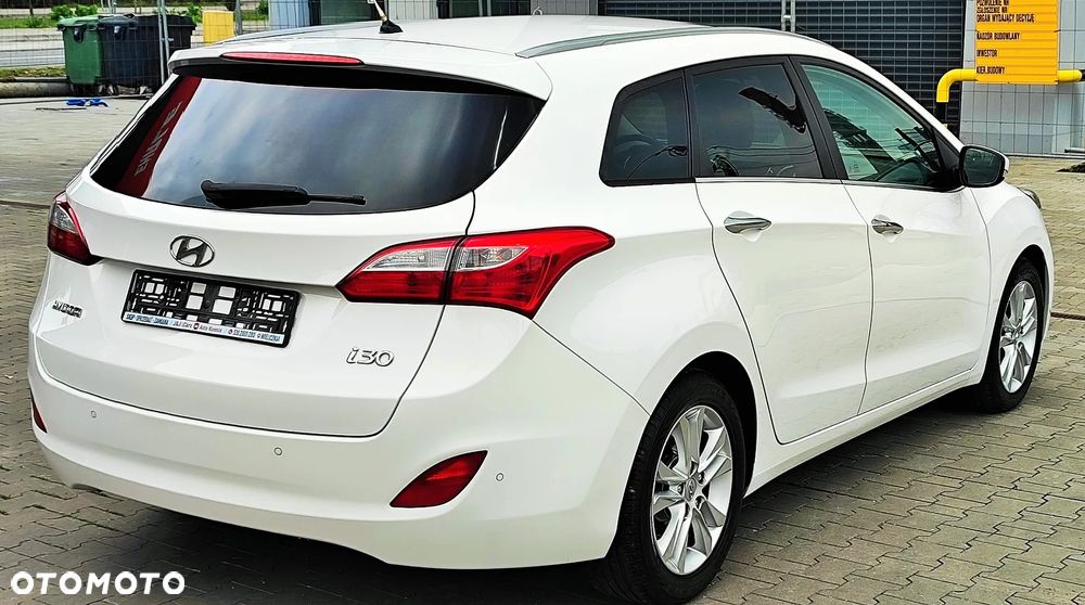 Hyundai i30 1.6 GDI Premium - 15