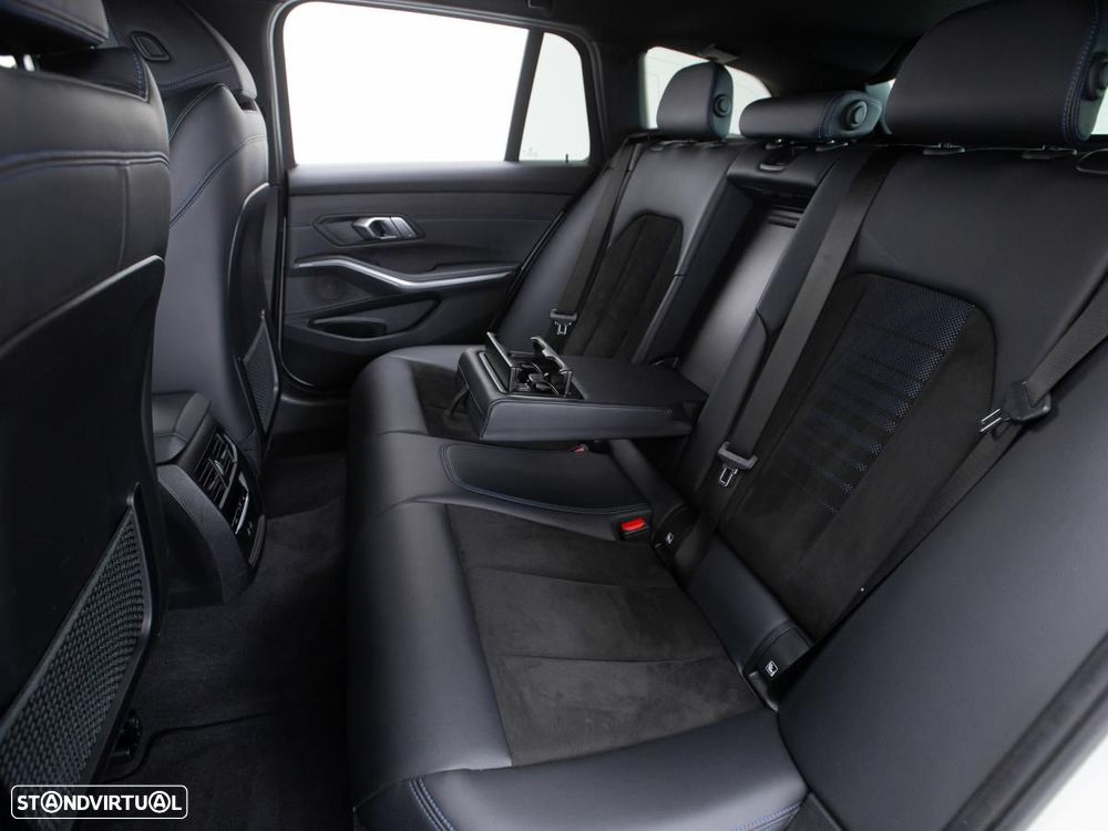 BMW 320 e Pack M Auto - 12
