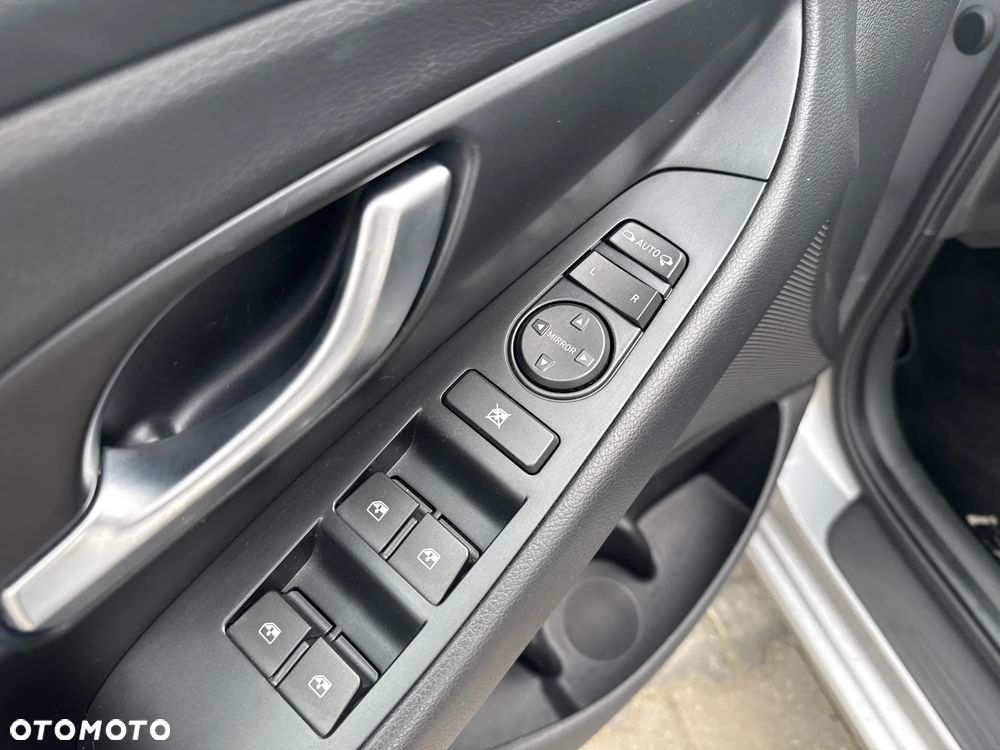 Hyundai i30 - 24