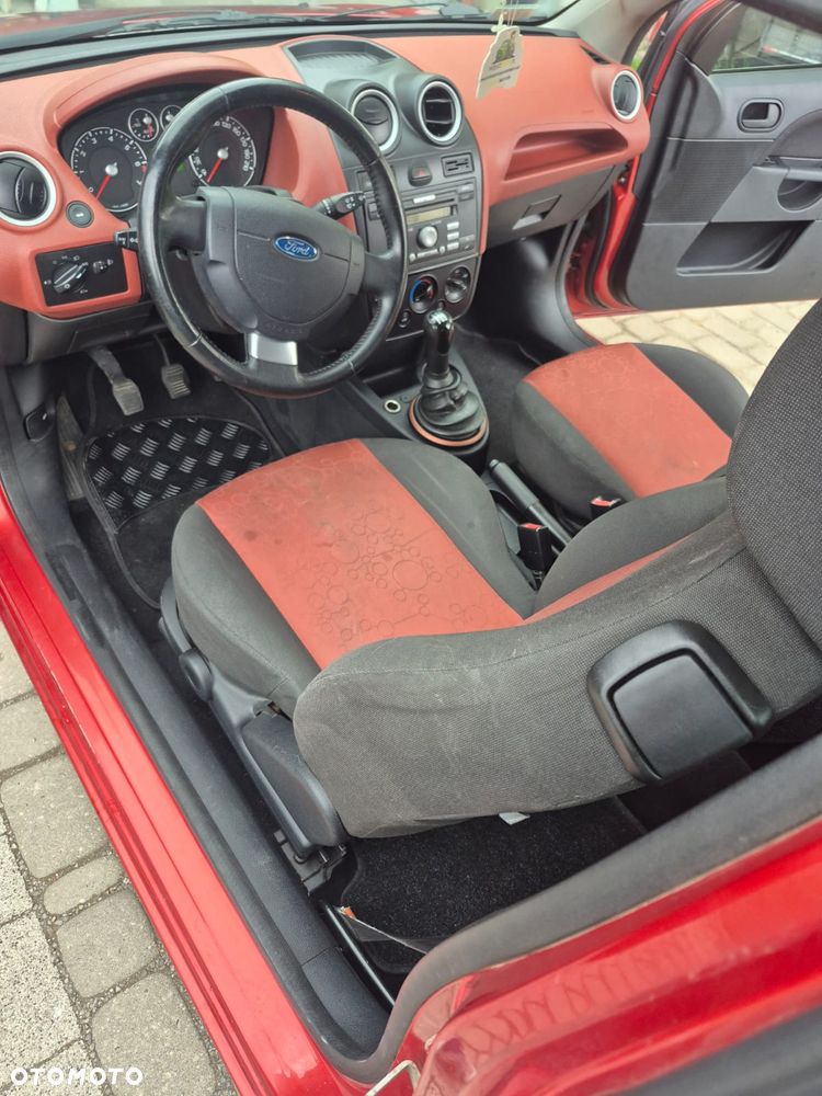 Ford Fiesta 1.3 - 11