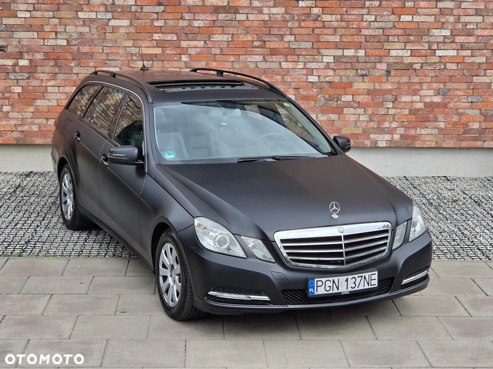 Mercedes-Benz Klasa E 200 CDI 7G-TRONIC Elegance - 36
