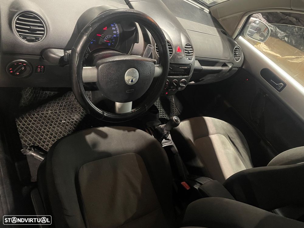 VW New Beetle 1.4 - 4