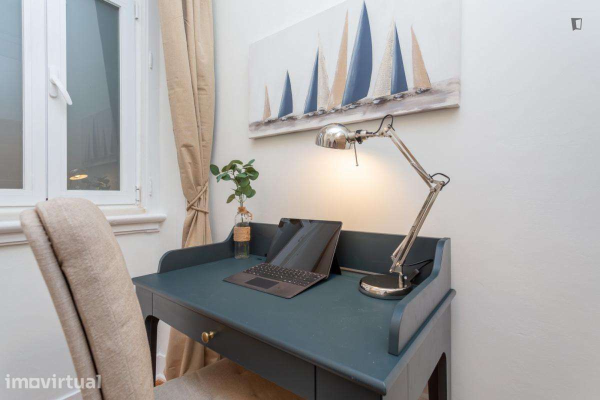 Quarto - localizado em Alcântara Lisbon - Grande imagem: 3/35