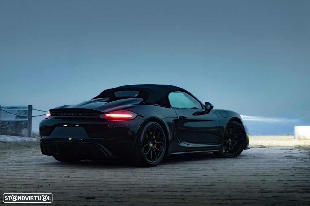 Porsche 718 Spyder Standard - 1