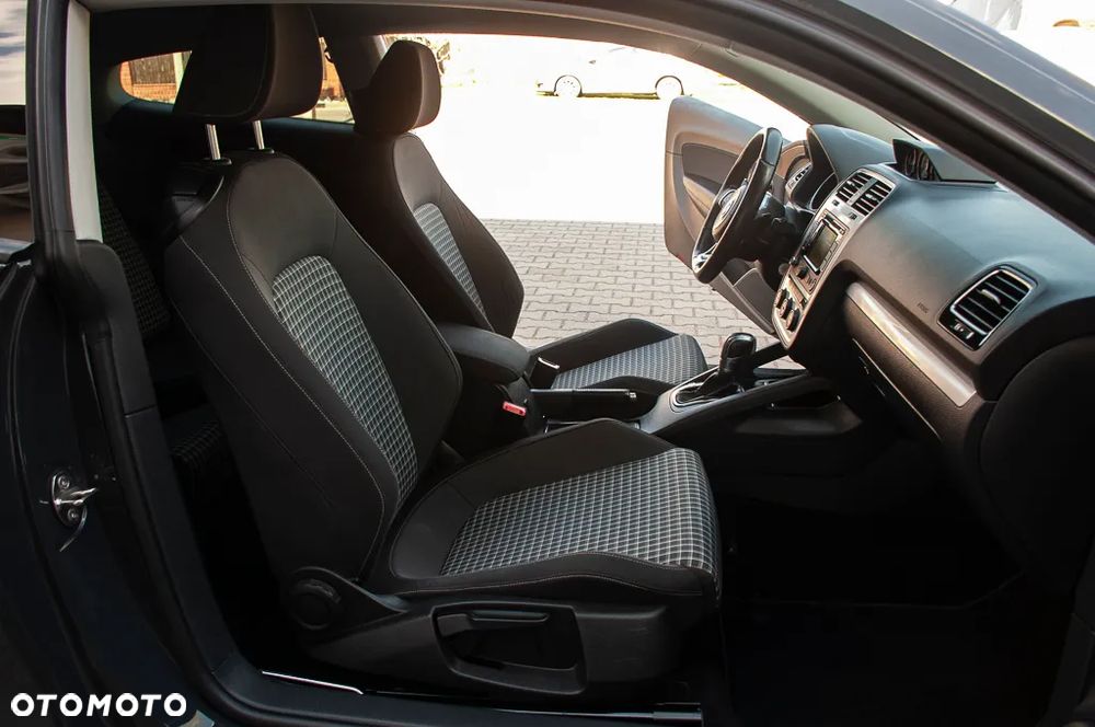 Volkswagen Scirocco 2.0 TSI (BlueMotion Technology) DSG - 24