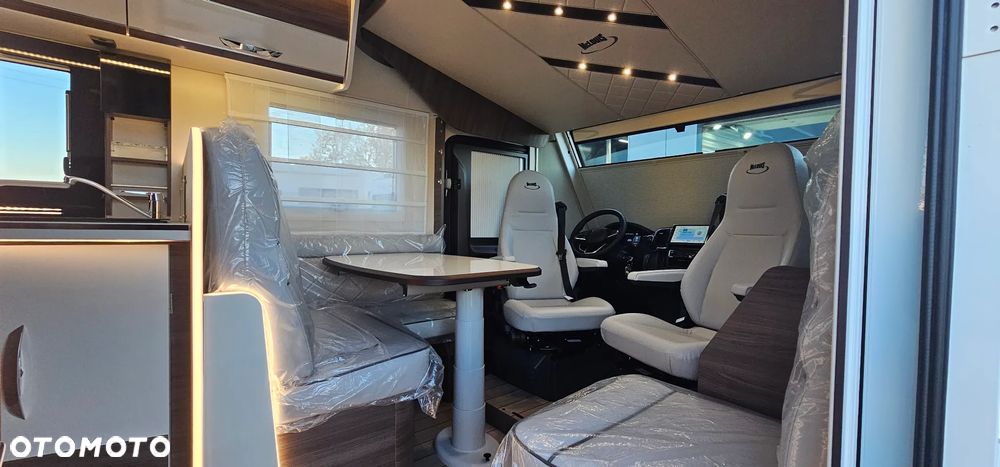 McLOUIS NEVIS 879G - 6