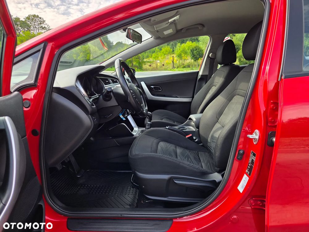 Kia Ceed 1.6 GDI L - 9