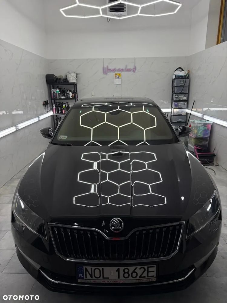 Skoda Superb 2.0 TSI L&K DSG - 3
