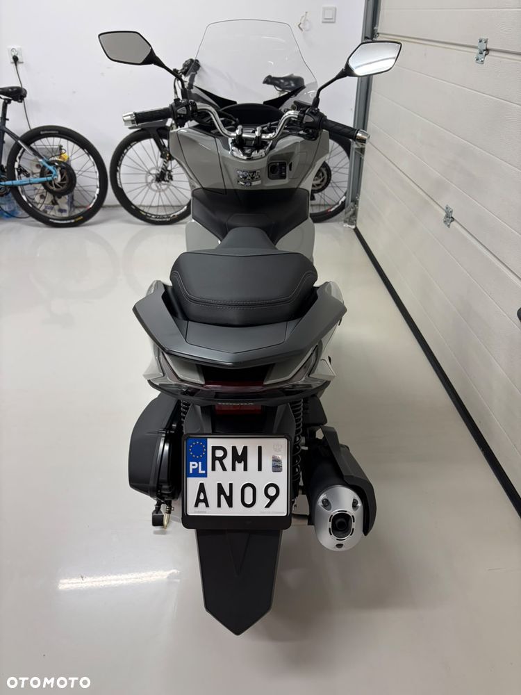 Honda PCX - 8