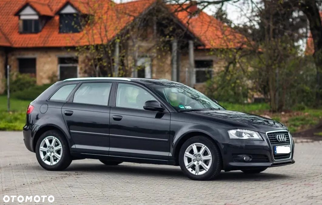 Audi A3 2.0 TDI DPF Attraction - 1