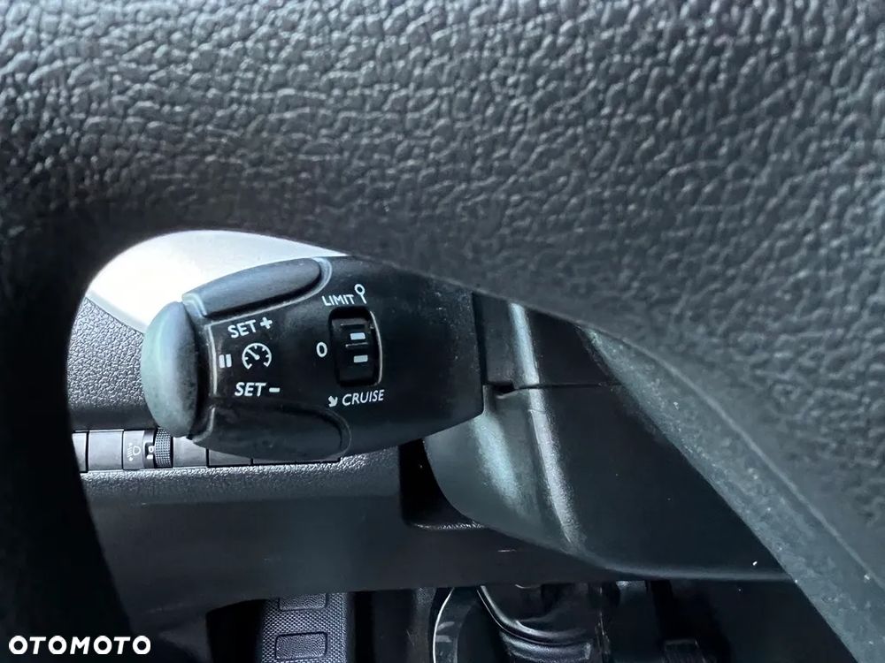 Opel Vivaro - 28