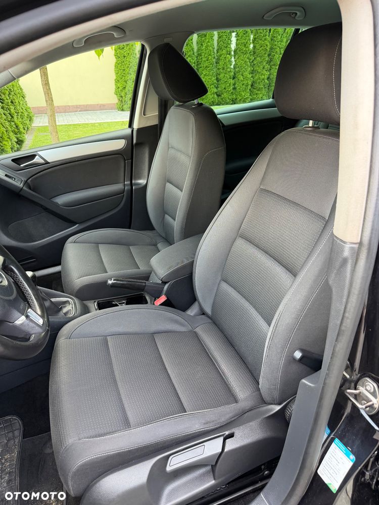 Volkswagen Golf - 19