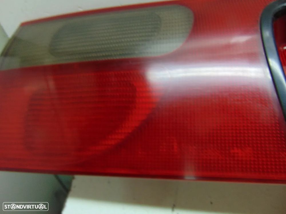 Ford Galaxy placa refletora - 6