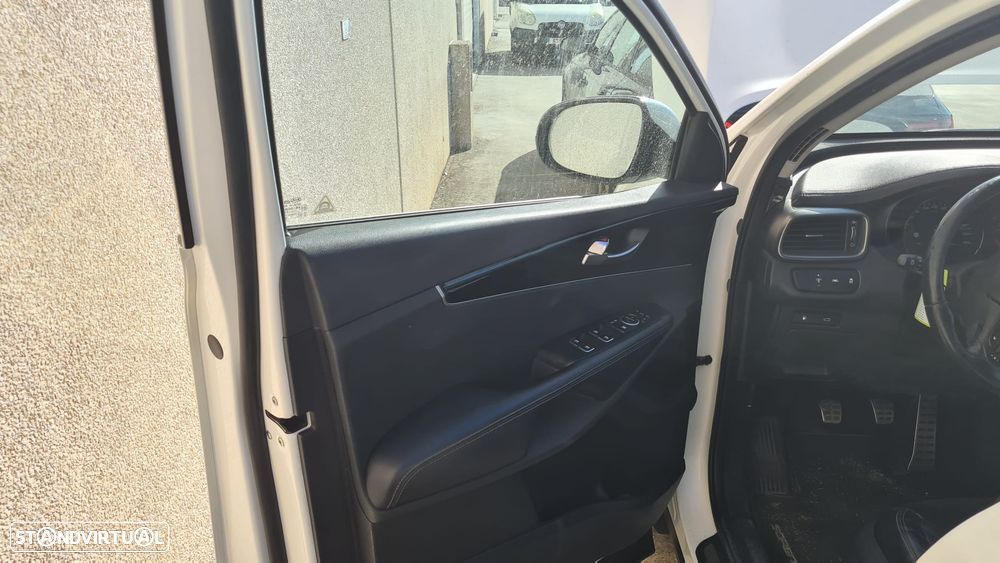 Kia Sorento 2.2 CRDi TX TOP - 4
