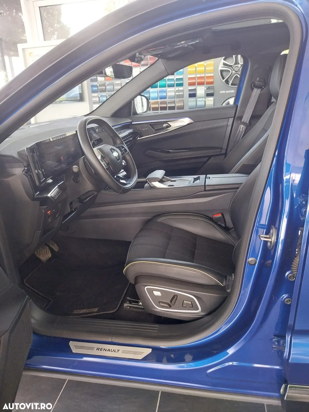 Renault Austral E-Tech Full Hybrid 200 Iconic - 17