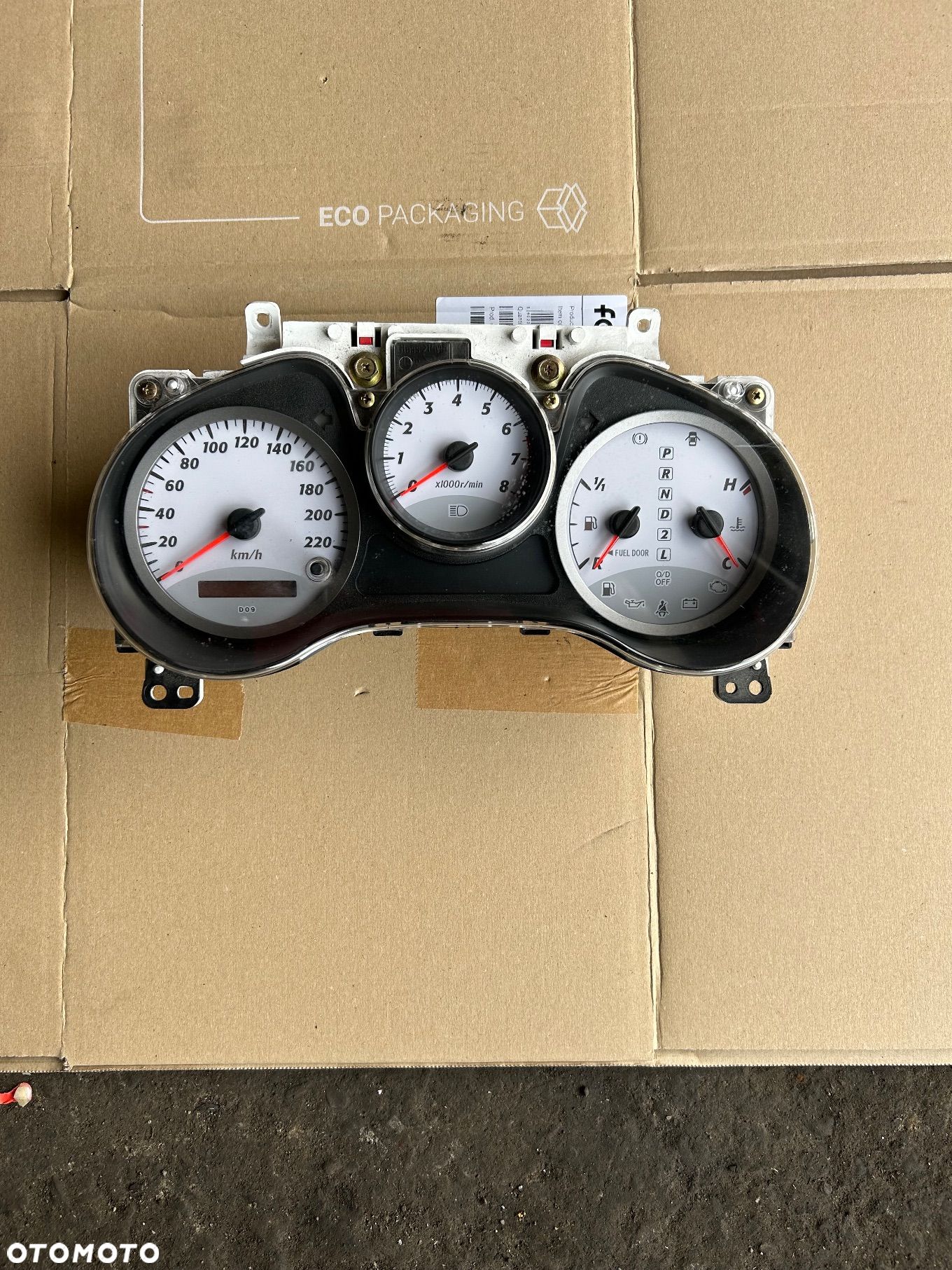 Toyota Rav 4 II licznik 83800-42A30 benzyna automat 2000-2005 rok - 1