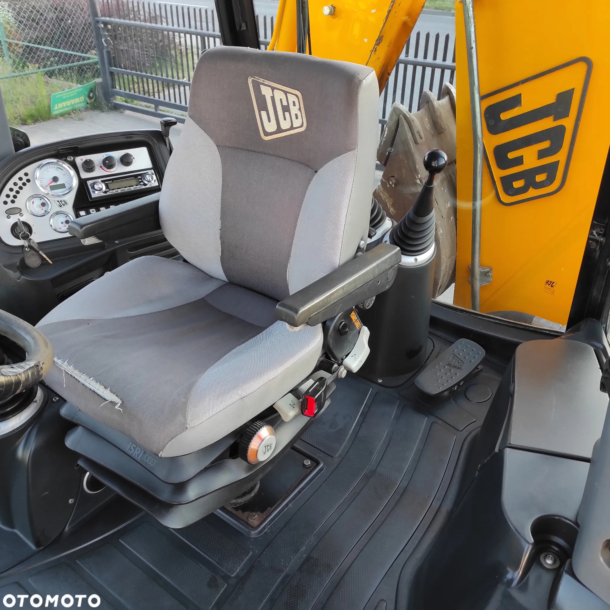 JCB 4CX Powershift Torquelock 2008 R Koparko Ładowarka JCB 4CX - 16