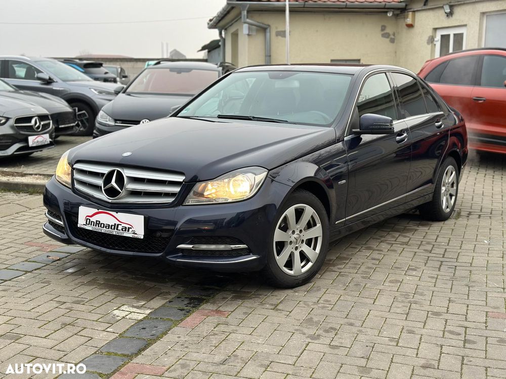 Mercedes-Benz C 180 CGI BlueEFFICIENCY - 1