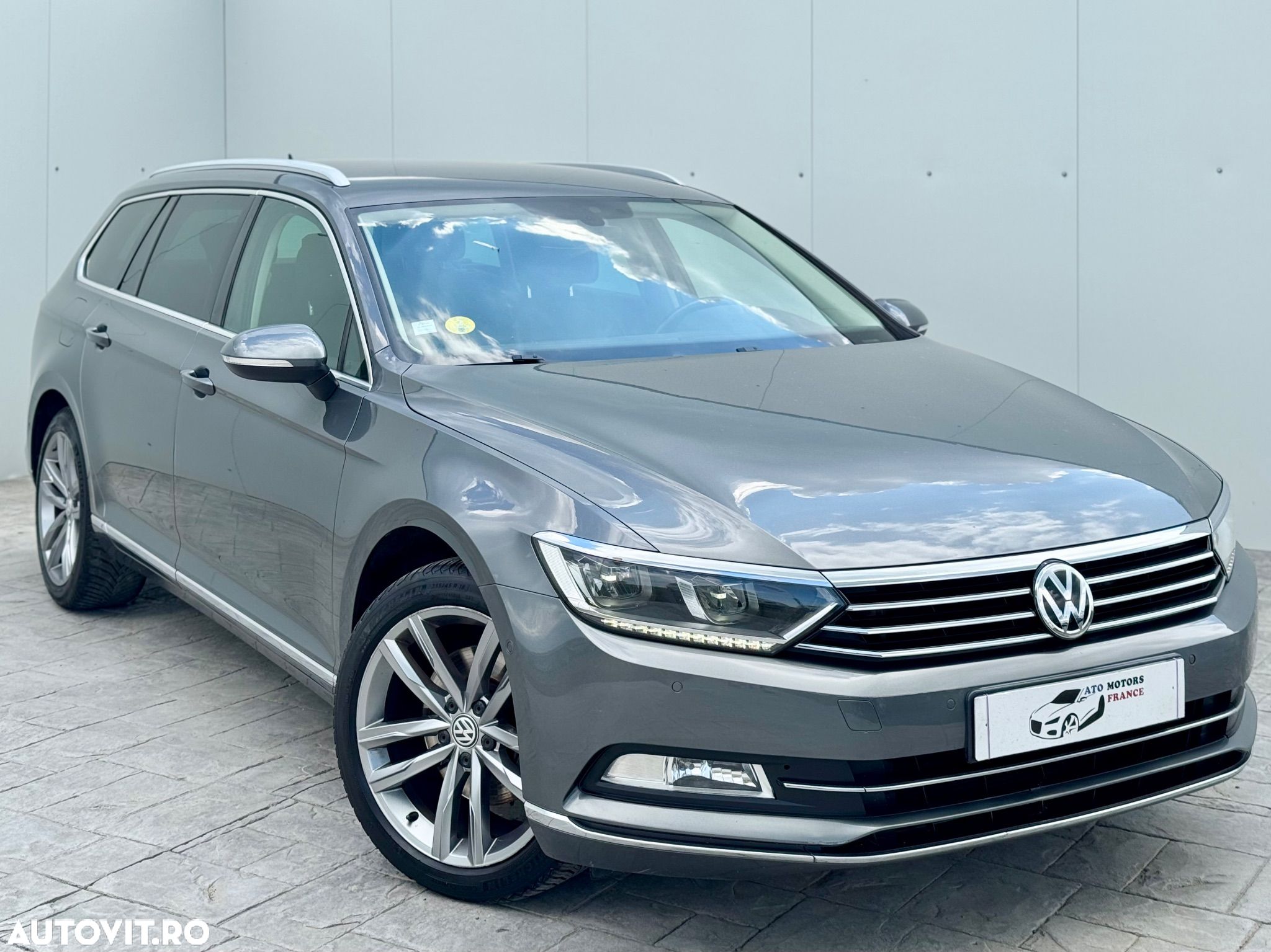Volkswagen Passat Variant 2.0 TDI (BlueMotion Technology) Highline - 1