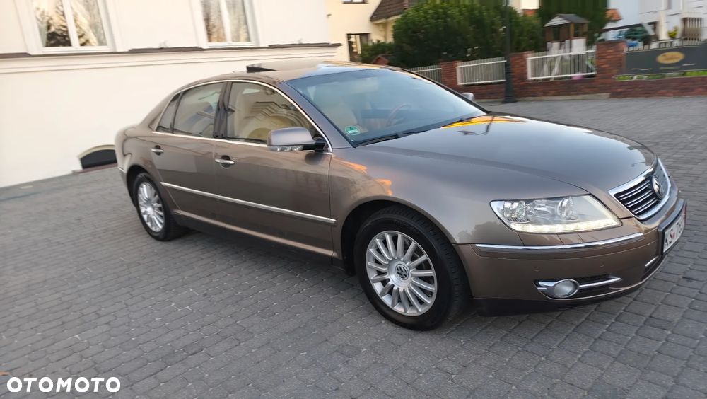 Volkswagen Phaeton 3.0 V6 TDI DPF 4MOTION langer Radstand (5 Sitzer) - 19