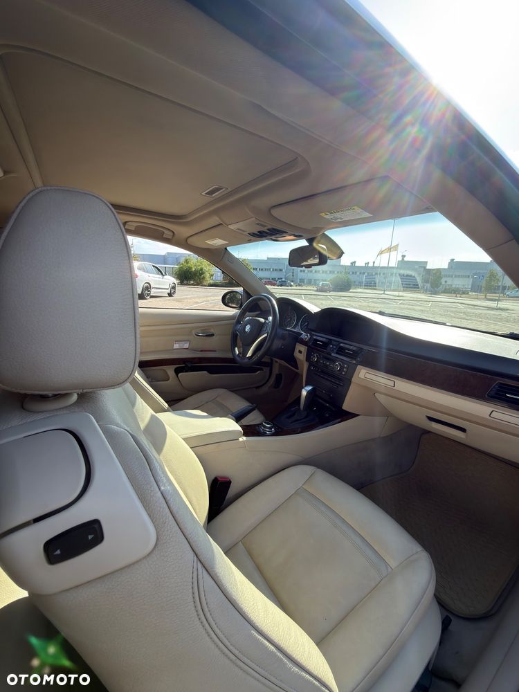 BMW Seria 3 330xi - 8