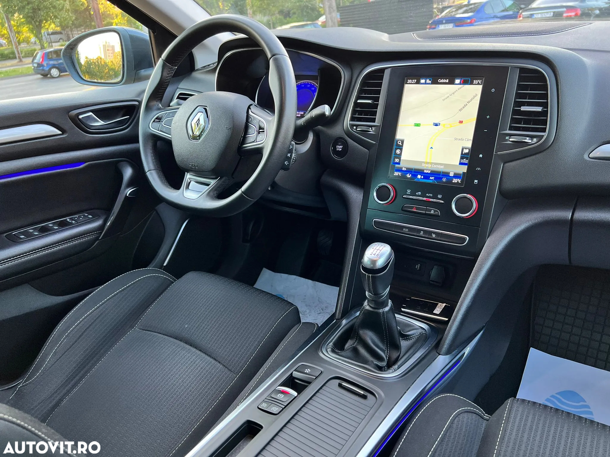 Renault Megane TCe GPF Intens - 14