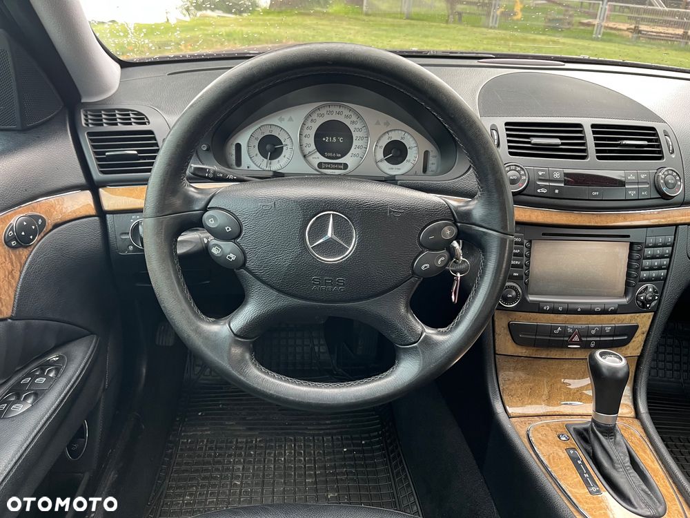 Mercedes-Benz Klasa E 320 CDI 4-Matic Avantgarde - 12