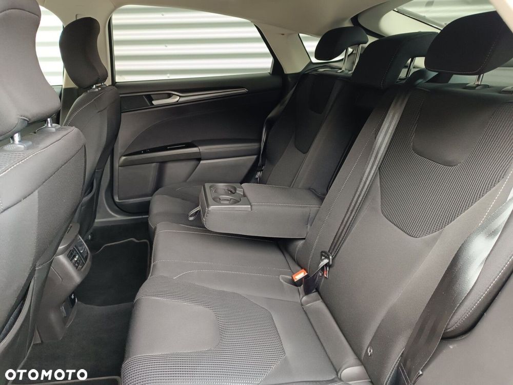 Ford Mondeo 2.0 EcoBlue Titanium - 34