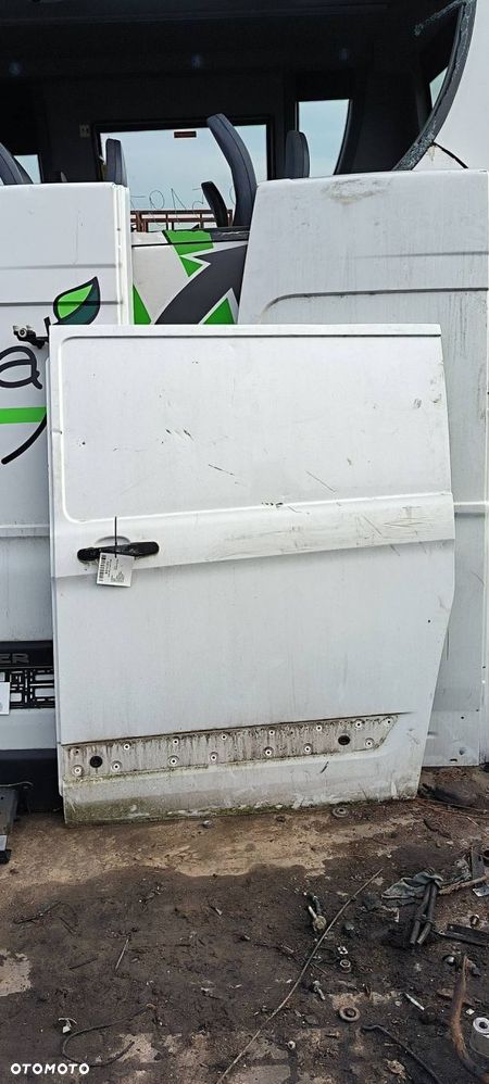 DRZWI PRZESUWNE PRAWE FORD TRANSIT CUSTOM - 2