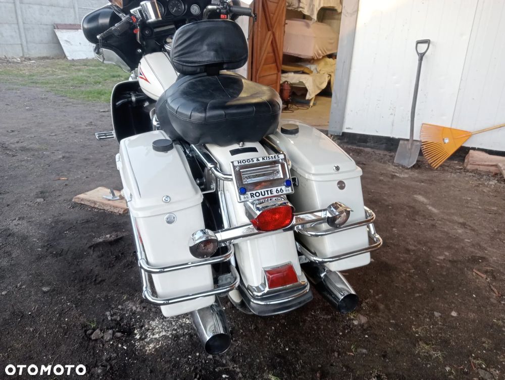 Harley-Davidson FLHT Electra Glide Standard - 9