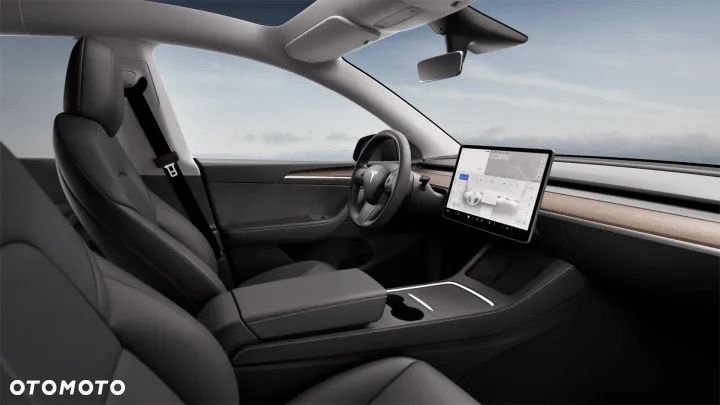 Tesla Y Long Range RWD - 2