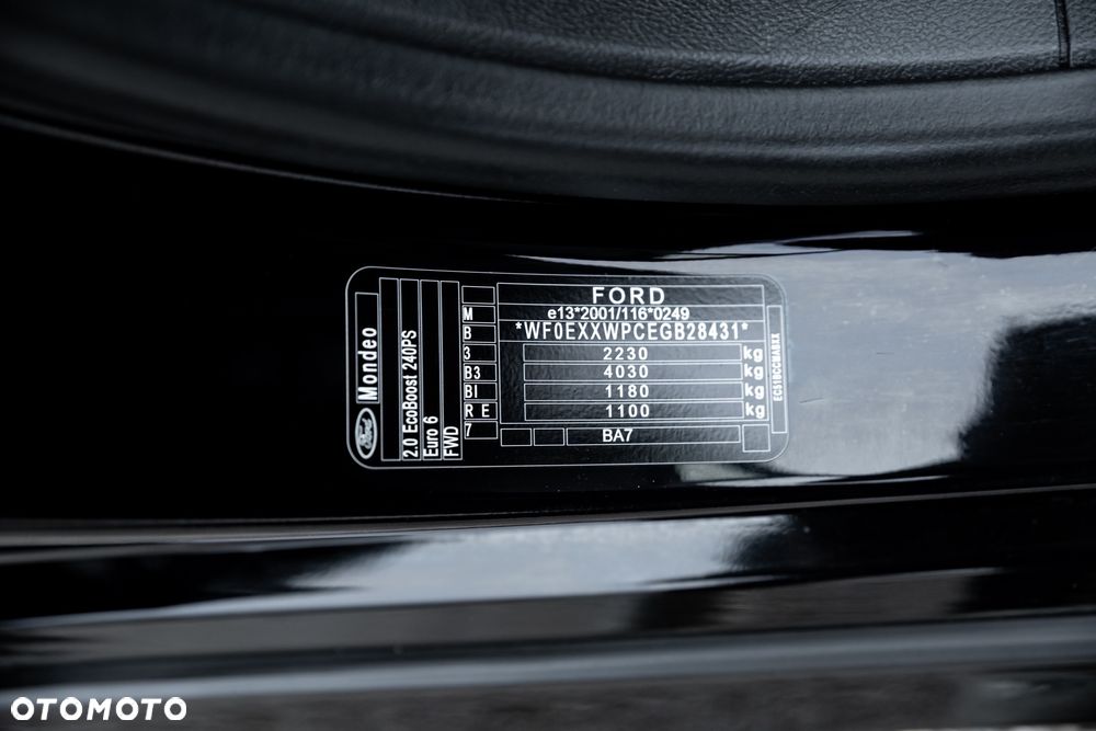 Ford Mondeo 2.0 EcoBoost ST-Line - 26