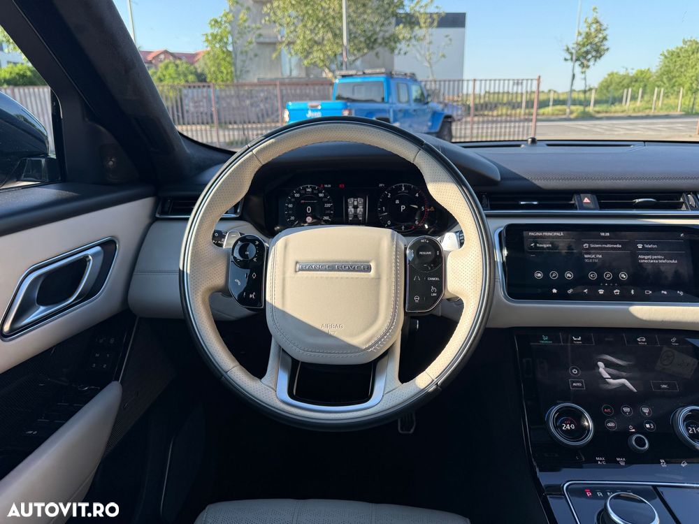 Land Rover Range Rover Velar 3.0 R-Dynamic HSE - 13