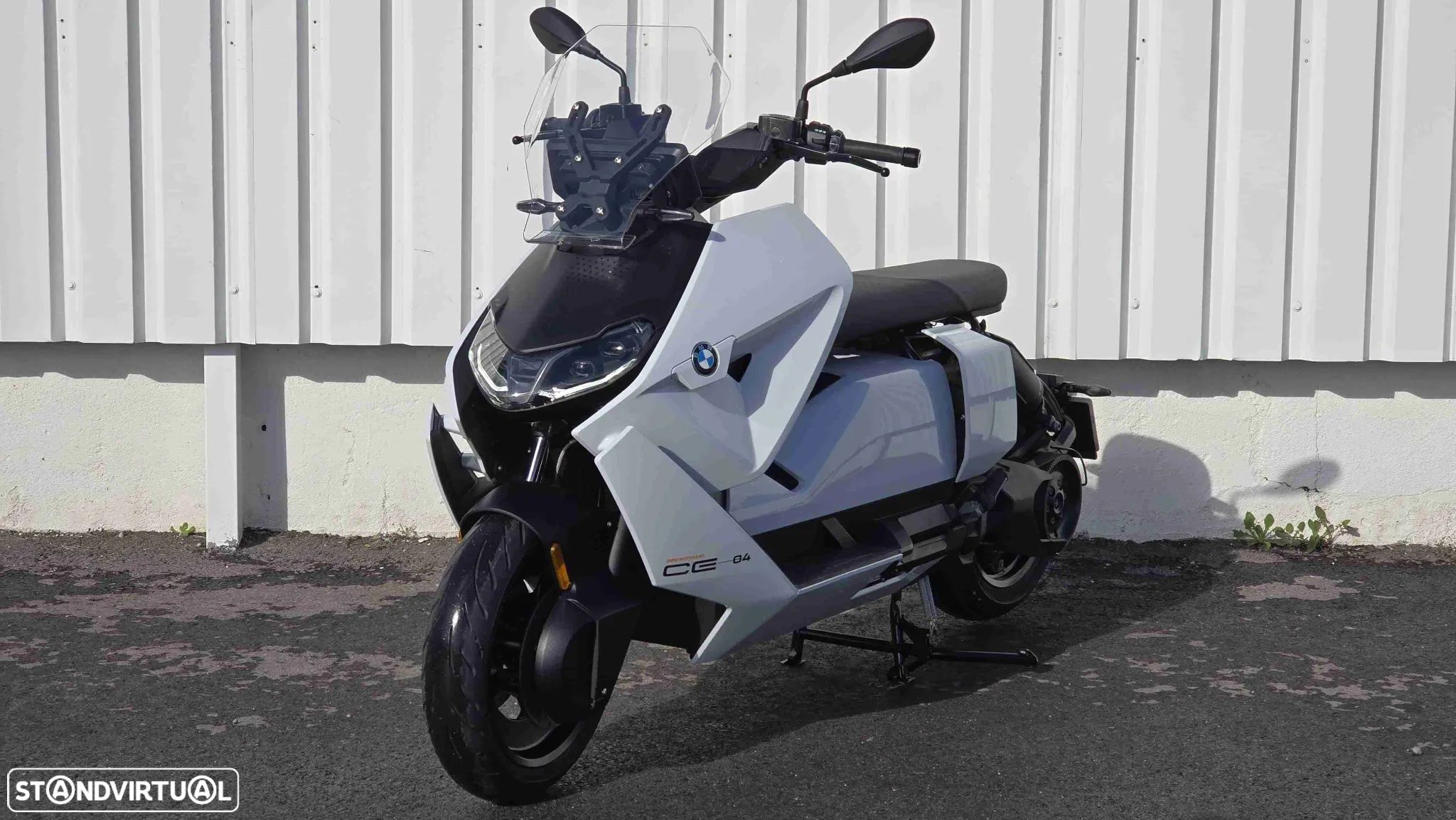 BMW CE 04 - 1