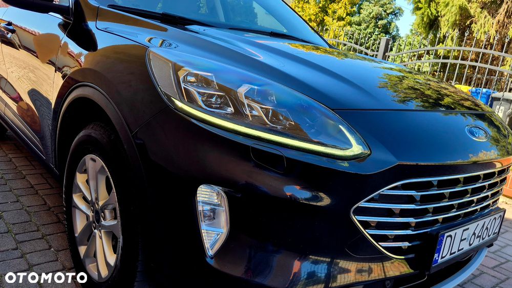 Ford Kuga 2.0 EcoBlue Hybrid TITANIUM X - 16