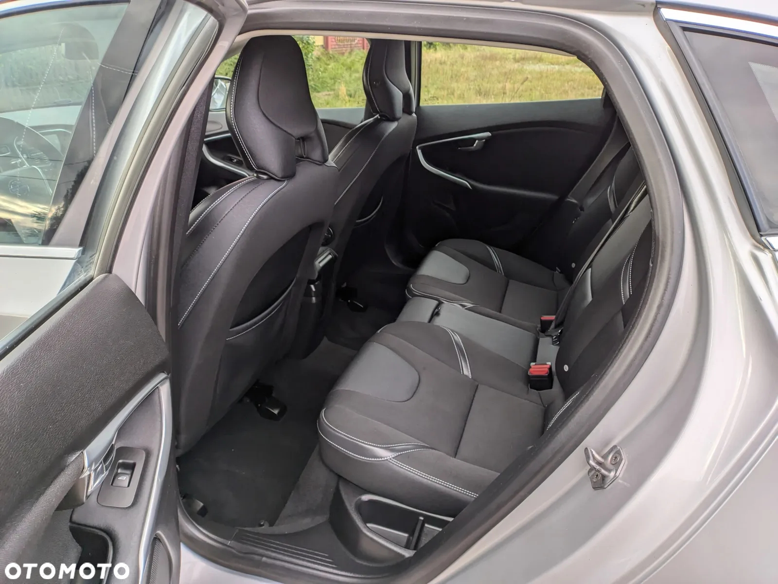 Volvo V40 D2 Momentum - 15