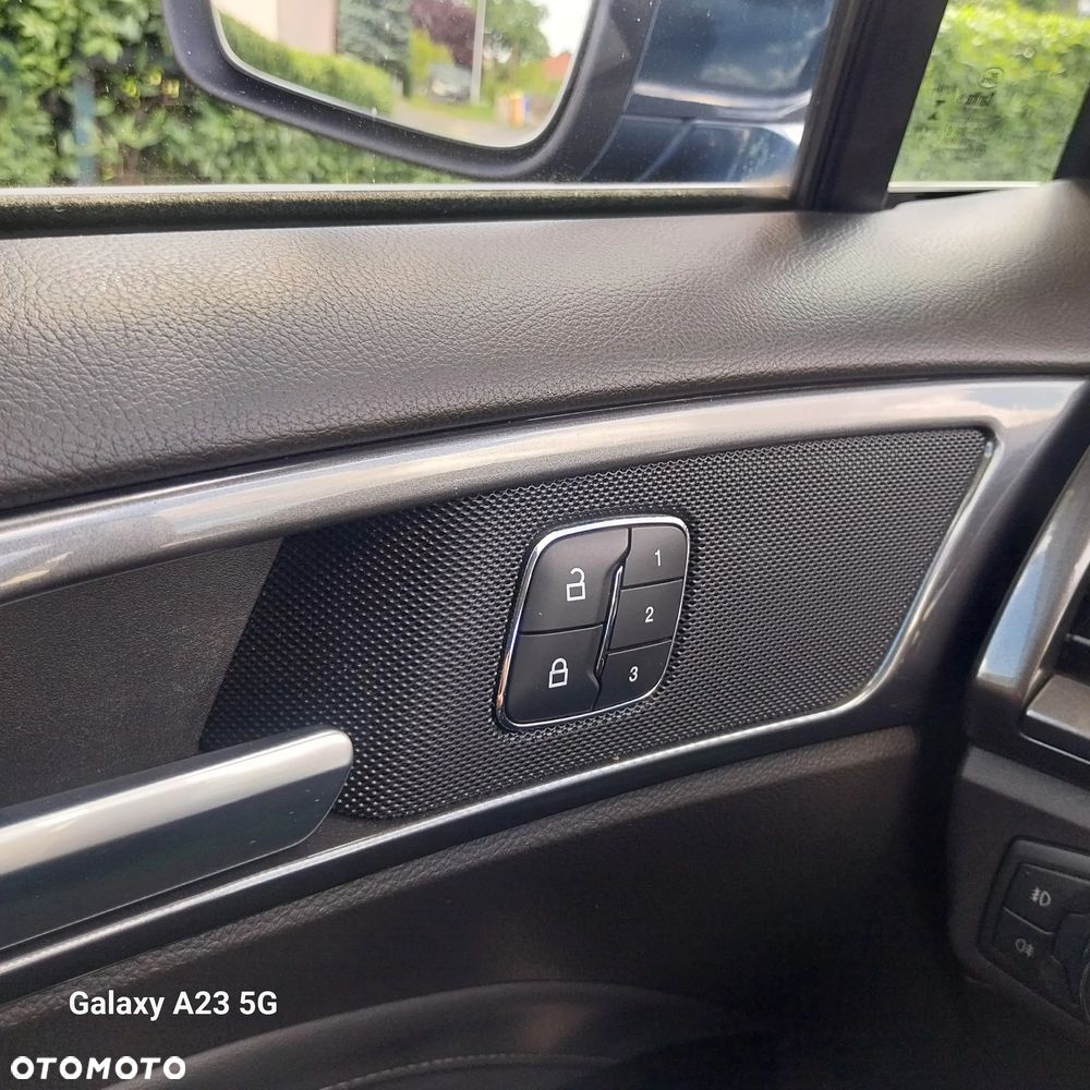 Ford Mondeo 2.0 TDCi STart-Stopp PowerShift-Aut Titanium - 12