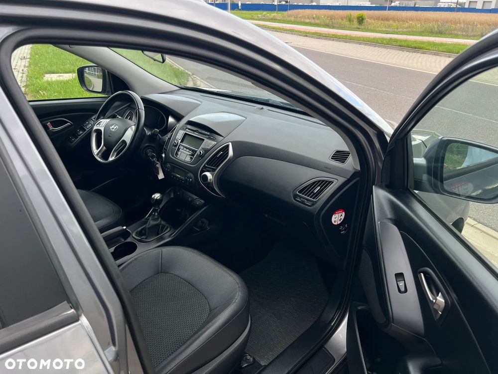 Hyundai ix35 2.0 CRDi Premium 2WD - 10