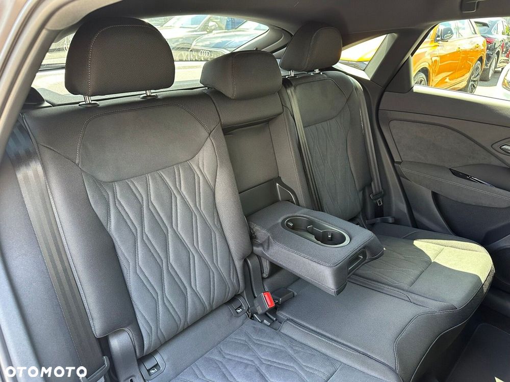 Audi Q3 Sportback - 22