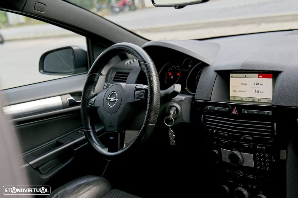 Opel Astra GTC OPC - 16