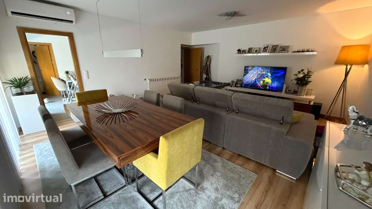 Apartamento T3 – Conforto, Funcionalidade e Ótima Localização - Grande imagem: 4/13