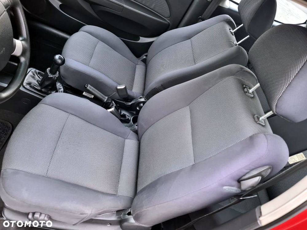 Chevrolet Kalos - 17