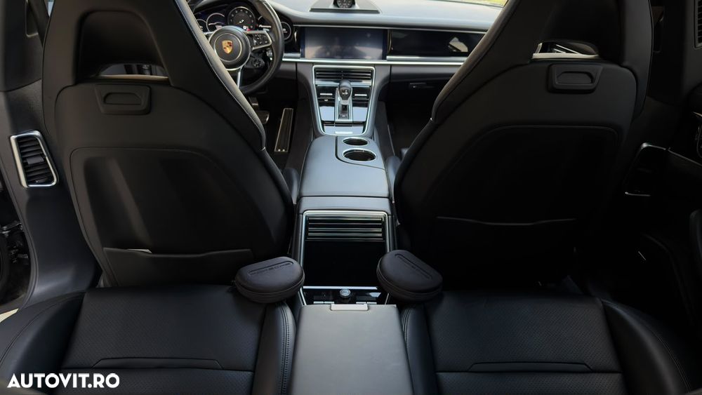 Porsche Panamera 4S - 4