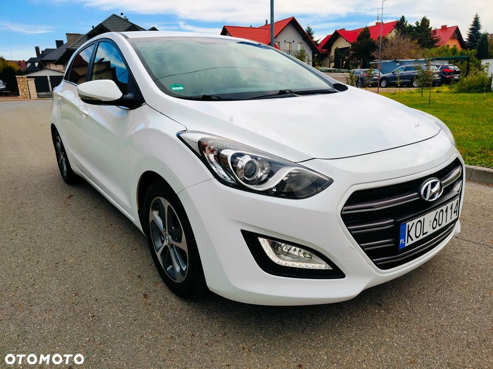 Hyundai i30 blue 1.6 GDI Passion - 5