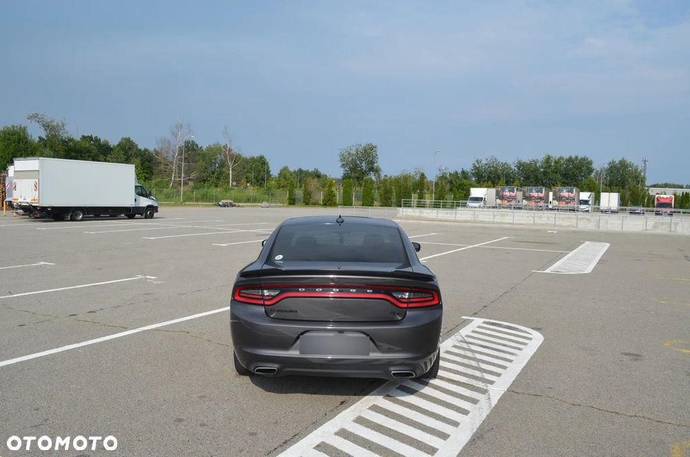 Dodge Charger 5.7 R/T - 6