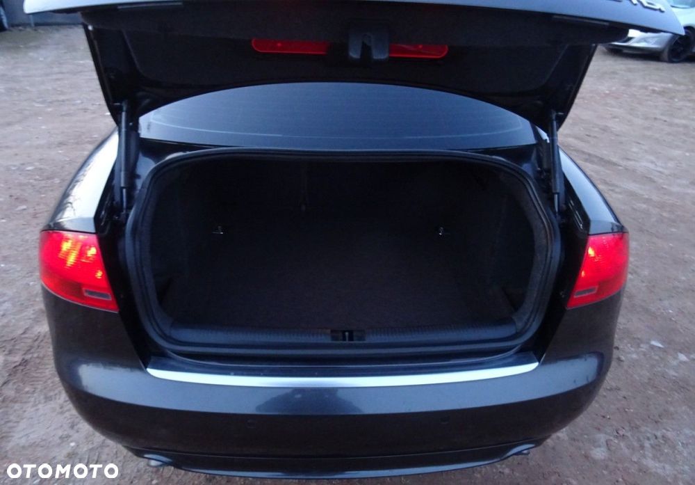 Audi A4 Limousine 2.0 TDI DPF S line Sportpaket (plus) - 14