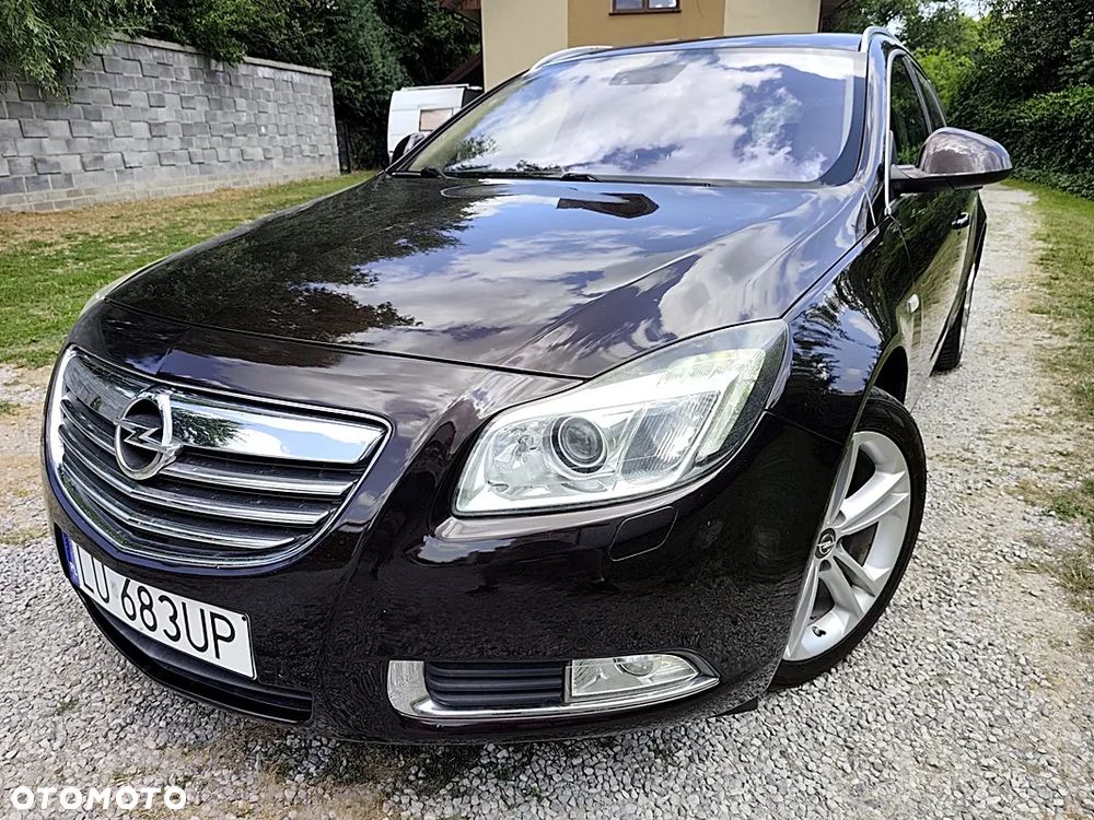 Opel Insignia 2.0 CDTI 4x4 Design Edition - 1